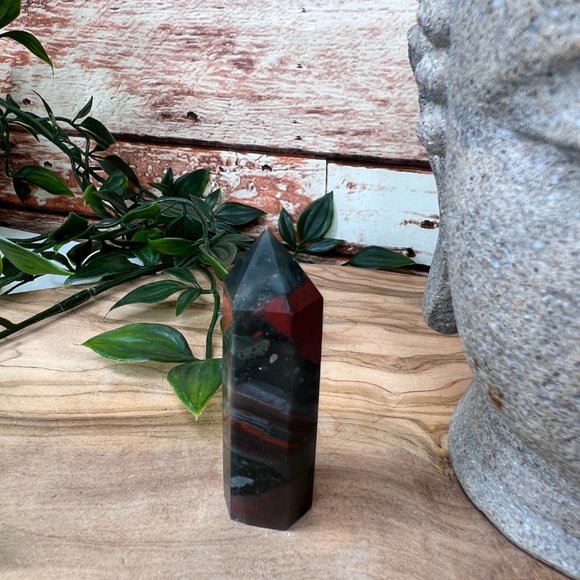 Rare African Bloodstone Tower | African Bloodstone Point | Gemstone Gem Tower - Picture 9 of 9